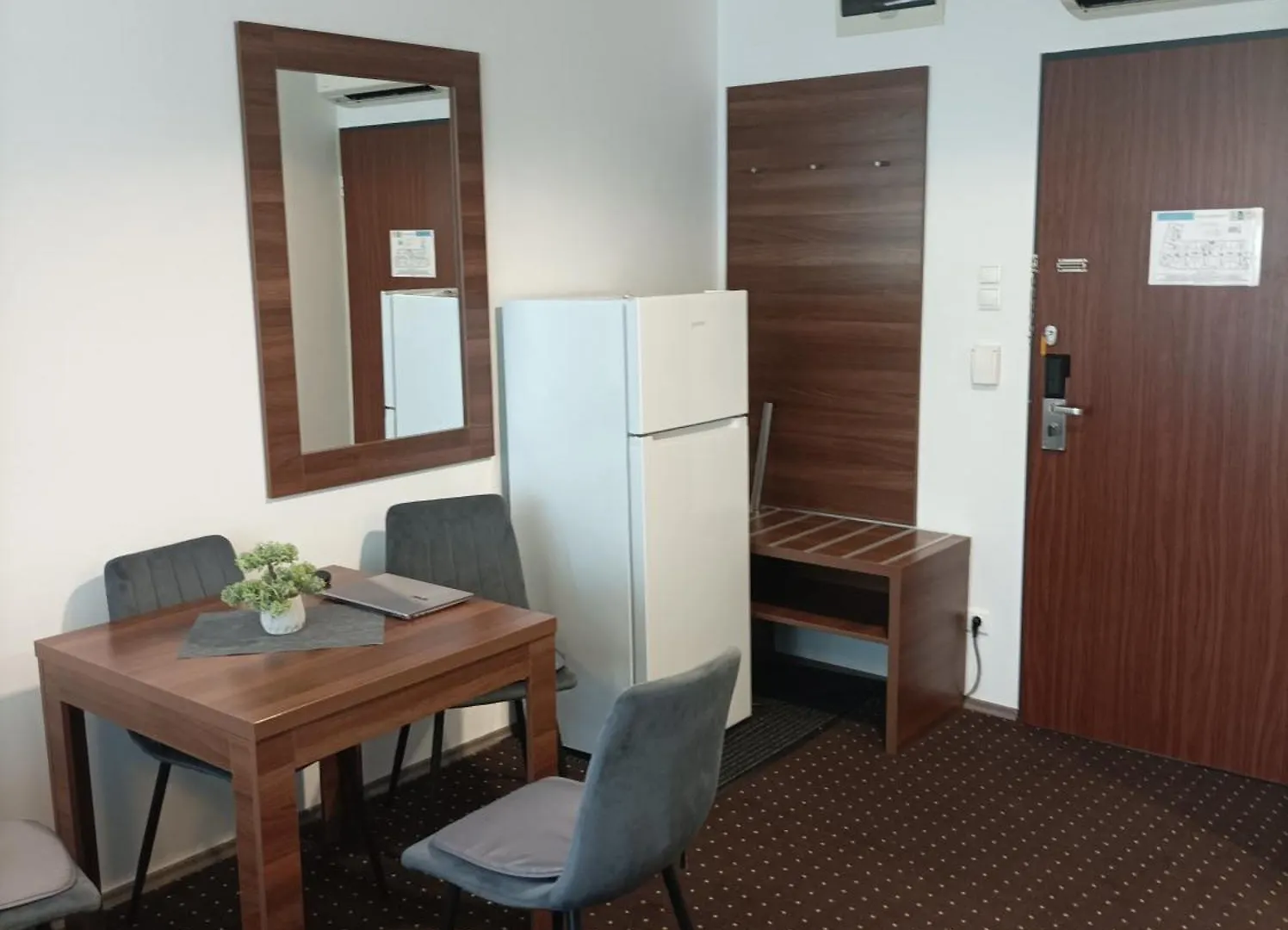 Blanka Apartman Plage Hajdúszoboszló 0*,